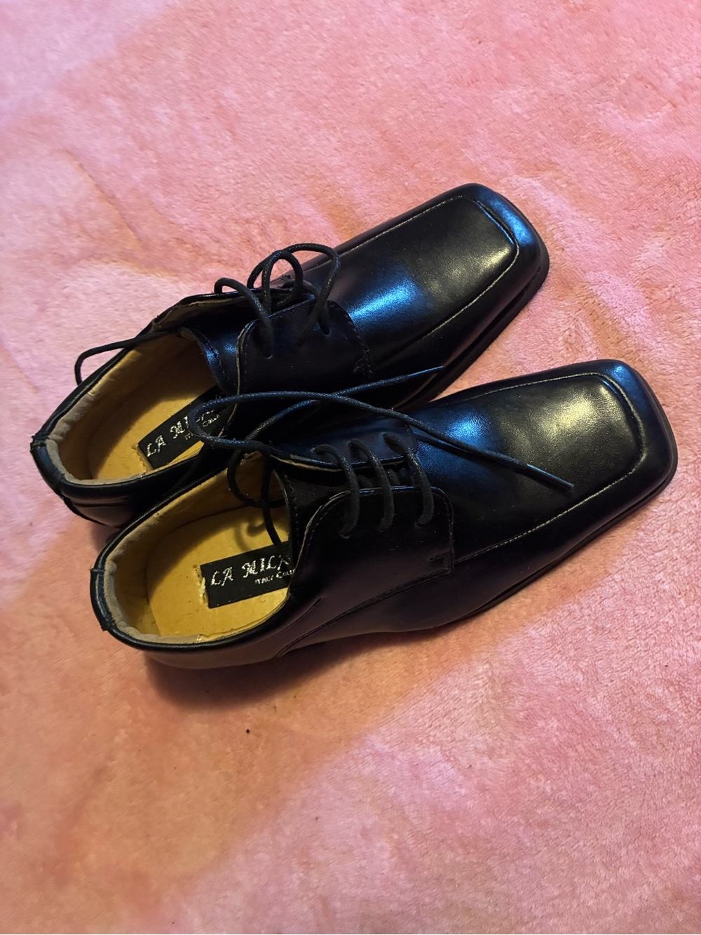 Milano Black Men's Lace-Up Square Toe Oxfords